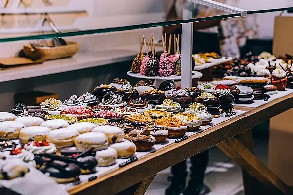 Prajitura delicioasa pe care o prepari in cana, la microunde, in doar 2 minute. E gustoasa si ieftina