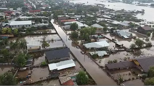 Prefectura Galati cere sprijin pentru curatarea localitatilor afectate de inundatii