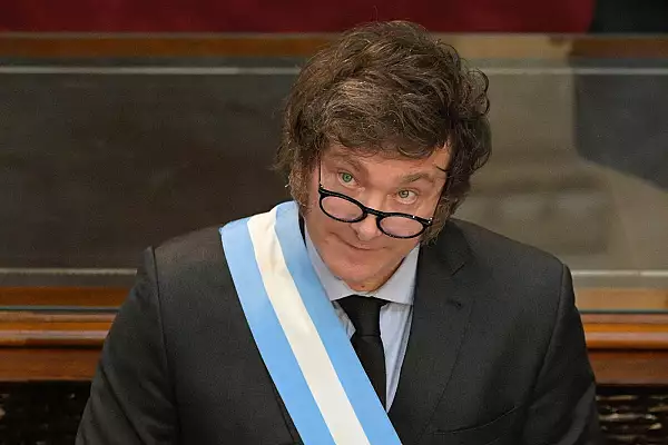 presedintele-argentinei-declanseaza-un-scandal-in-spania-dupa-ce-javier-milei-a-numit-o-corupta-pe-sotia-premierului-sanchez.webp