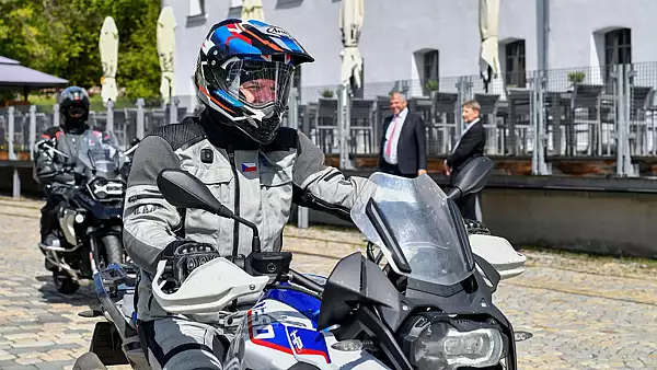 Presedintele ceh Petr Pavel, ranit intr-un accident de motocicleta. Cum se simte liderul de la Praga