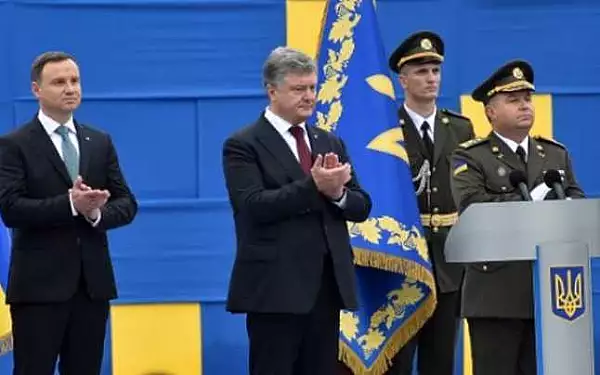 Presedintele Ucrainei deplange faptul ca sprijinul occidental
impotriva Rusiei este tot mai dificil de obtinut