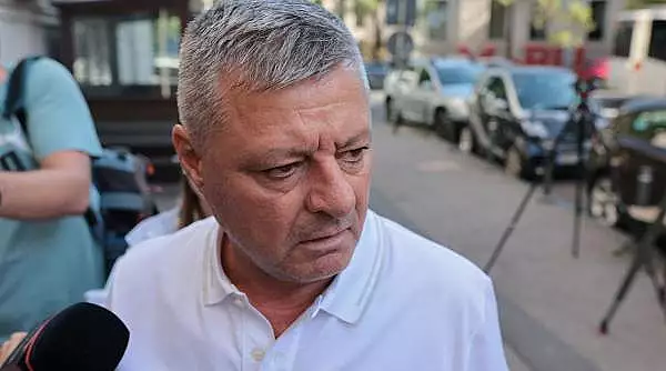 Primarul din Lehliu s-a intors din vacanta direct la DNA: Nu sunt eu "Spaguta", am o relatie speciala cu Iulian Dumitrescu