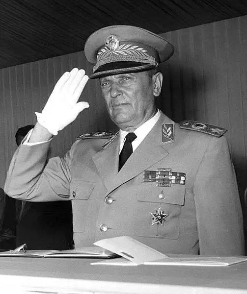 Primarul nationalist al Belgradului vrea sa trimita ramasitele lui Iosip Broz Tito in Croatia. Vucici: ,,Nu se va intampla"