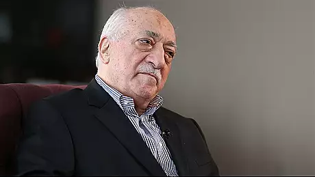 Procurorii turci cer doua sentinte pe viata si 1.900 de ani de inchisoare pentru Fethullah Gulen