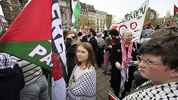 Protest masive la Malmo fata de participarea Israelului la Eurovision. Greta Thunberg printre manifestanti - VIDEO