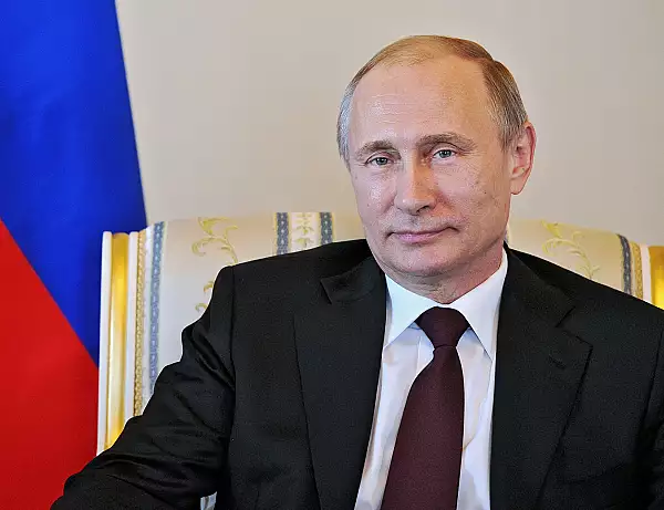 Putin a transmis American Express sa-si ,,lichideze voluntar" activitatea din Rusia