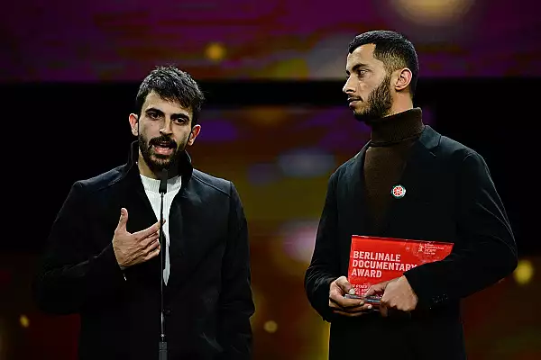 Regizorul Yuval Abraham spune ca a fost amenintat cu moartea dupa discursul tinut la Berlinale