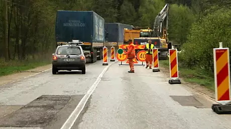 Ritm de melc la repararea DN76 Deva-Oradea: dupa 7 ani de lucrari, mai dureaza...