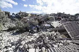 Romani arestati in Italia, dupa ce ar fi fost prinsi la furat intr-o zona devastata de cutremure