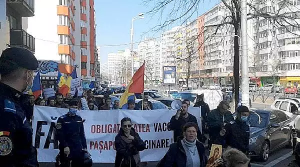 Romani din toata tara la protest in Bucuresti: Am venit sa ne cerem dreptul la libertate!