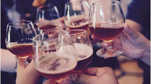 Romania a intrat in Top 10 al tarilor unde copiii de 11 ani consuma alcool
