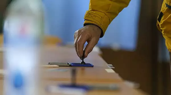 s-a-stabilit-ordinea-candidatilor-pe-buletinul-de-vot-la-alegerile-locale-pentru-primaria-bucuresti-locurile-ocupate-de-gabriela-firea-si-nicusor-dan.webp