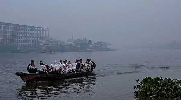 Sapte persoane au murit in Indonezia, dupa ce au incercat sa faca un selfie