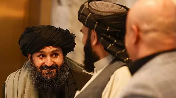 Scandal la Kabul intre talibani. Mullahul Baradar si un lider Haqqani s-au injurat iar sustinatorii lor s-au incaierat