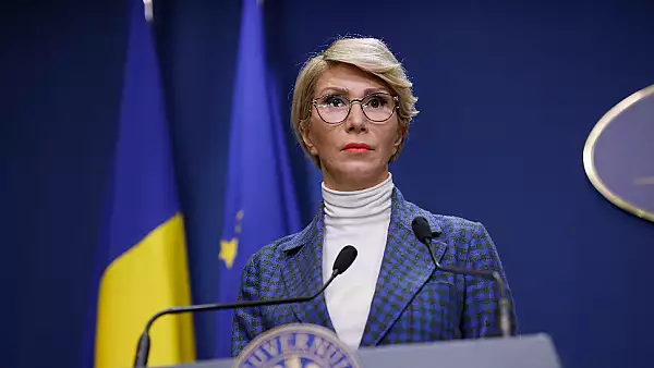 Scandal pe tema dublarii alocatiilor in Parlament. Raluca Turcan acuza PSD de manipulare 