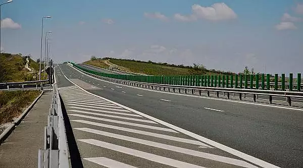 Se inchide temporar circulatia pe autostrada A2, in weekend. Restrictiile de trafic anuntate de CNAIR