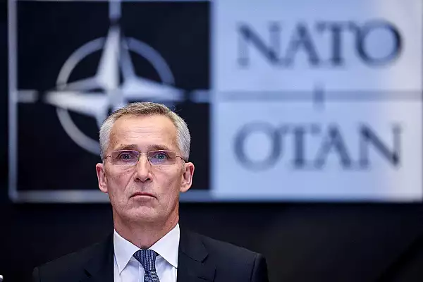 Seful NATO Jens Stoltenberg ajunge luni in Romania