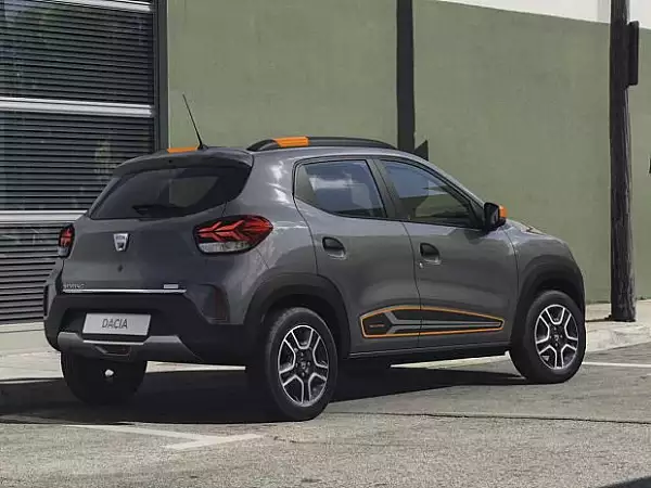 Sindicatele Renault din Franta, suparate ca Dacia Spring va fi produsa in China
