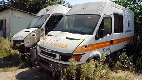 Situatie dramatica la serviciile de ambulanta in tara, din cauza CANICULEI. Masinile vechi si fara climatizare se defecteaza una dupa alta