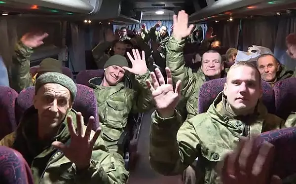 soldatii-rusi-au-ucis-cel-putin-107-oameni-si-au-ranit-grav-alti-100-de-cand-s-au-intors-acasa-de-pe-frontul-din-ucraina-scrie-presa-rusa-independenta.webp
