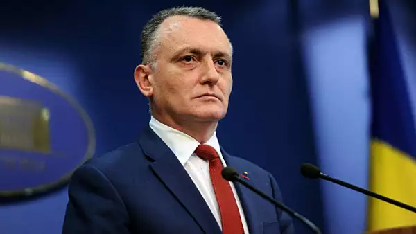 Sorin Cimpeanu, un pas inapoi in scandalul taierii burselor de merit in 2022 - Anunt despre REVIZUIREA criteriilor