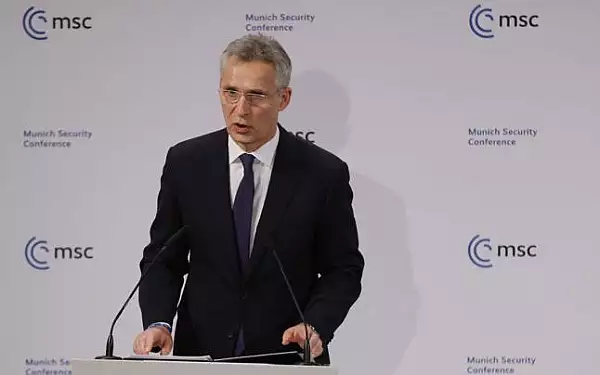 Stoltenberg: Solicitam Rusiei sa inceteze imediat operatiunile militare in Ucraina