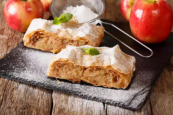 Strudel cu mere – retete aromate de strudel pe care le poti incerca acasa