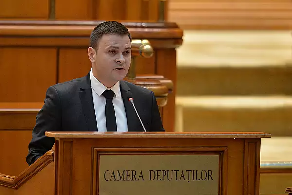 Suciu, despre reluarea vizitelor la Parlament, dupa incendiu: Cred ca de maine, cel tarziu miercuri