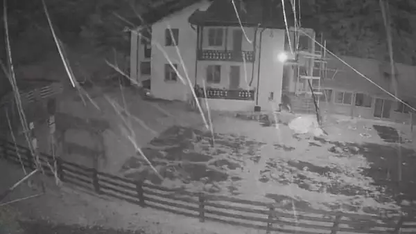 Surpriza meteorologica: Ne aflam in plina vara, insa intr-un loc din Romania a nins ca-n povesti - VIDEO