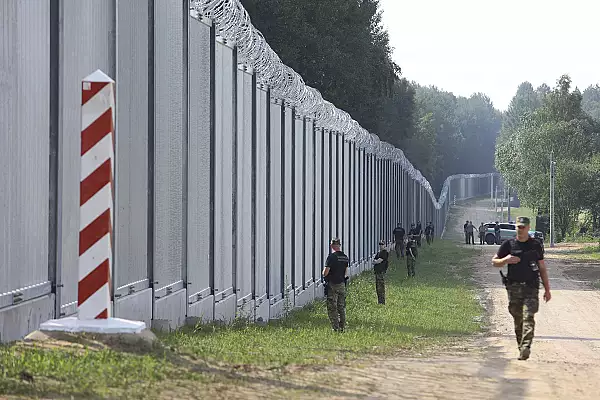 Sursa poloneza: Polonia va inchide frontiera pentru camioanele din Rusia si Belarus