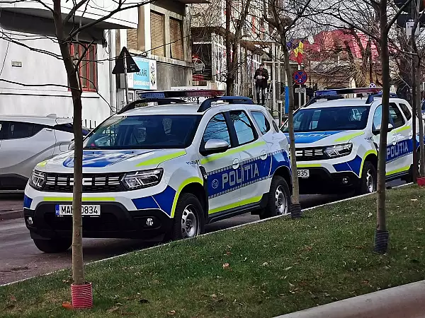 Suspectul in cazul femeii batute si abandonate intr-o scara de bloc din Centrul Vechi, depistat. Tanara, internata in stare grava la ATI