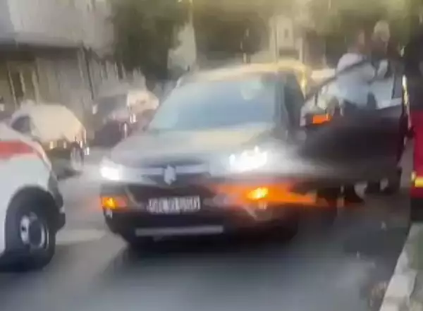 Tanar prins baut si drogat la volan. Barbatul a adormit si a oprit masina pe mijlocul strazii VIDEO