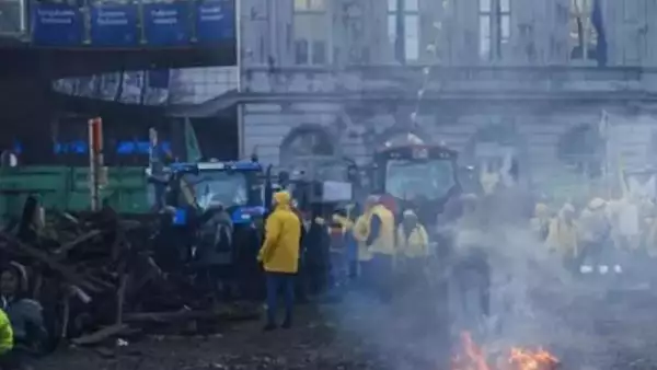 Traficul in Bruxelles, perturbat de un protest al fermierilor belgieni. MAE a emis o informare de calatorie