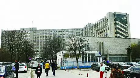 Tragedie la Craiova: un barbat s-a aruncat de la etajul 6 al spitalului. Primise un diagnostic crunt