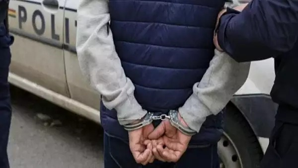  Trebuie sa asigure respectarea legii, dar a incalcat-o chiar el: Politist arestat preventiv pentru trafic de influenta