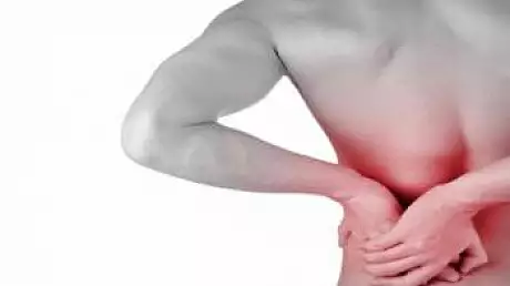 Trei exercitii simple care te scapa de durerile de spate