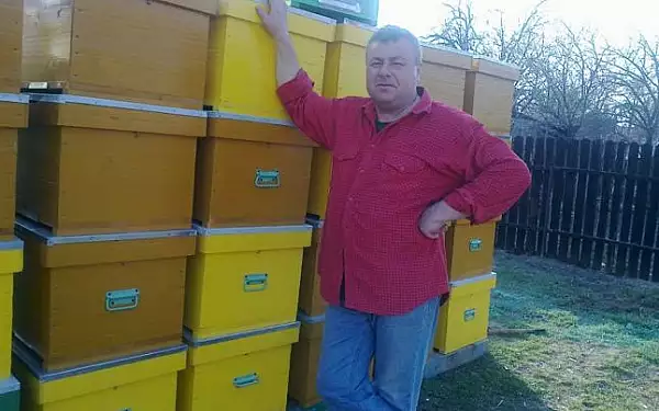 Un apicultor din Buzau a donat de patru ori plasma pentru tratarea Covid-19