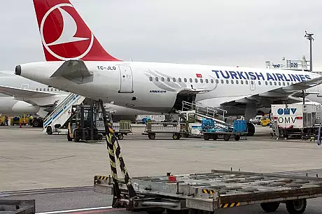 Un avion Turkish Airlines a aterizat de urgenta pe Otopeni