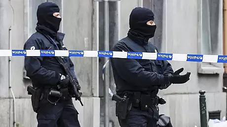 Un barbat a deschis focul in centrul unui oras din Belgia si a fost impuscat de politisti