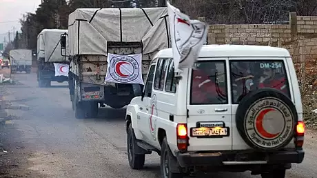 Un convoi umanitar din Siria, tinta bombardamentelor aeriene. Cel putin 12 morti