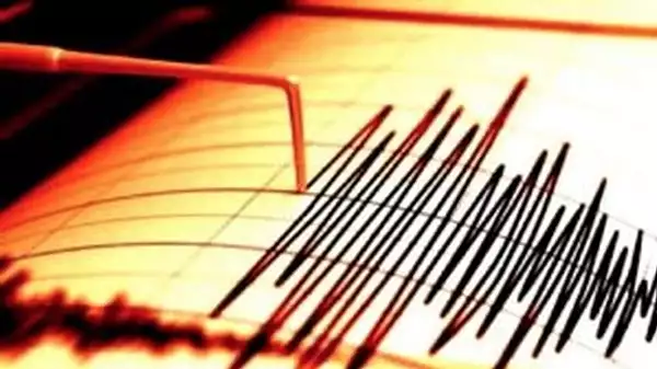Un cutremur de cel putin 7,5 grade a lovit sudul Filipinelor. Au fost emise avertismente de tsunami 