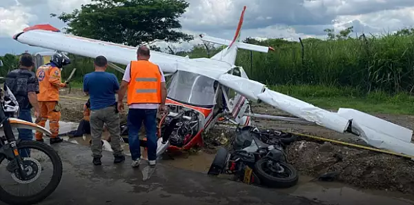 un-motociclist-a-murit-in-columbia-dupa-ce-un-avion-usor-s-a-prabusit-peste-el-pilotul-a-scapat-cu-viata.webp