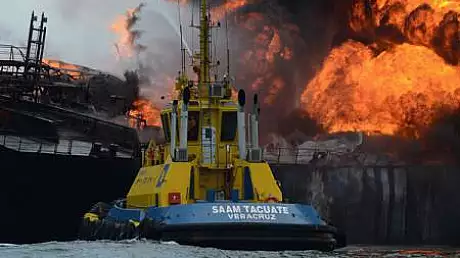 Un petrolier a luat foc in Golful Mexic