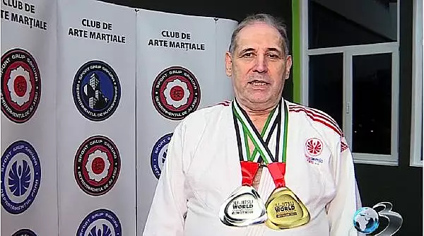 Un roman nevazator, pe podiumul mondial la Jiu Jitsu: Szanto Attila, campion la 60 de ani 