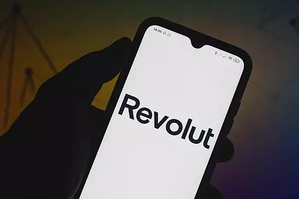 Un roman, numit director financiar interimar al Revolut. Cine este Victor Stinga