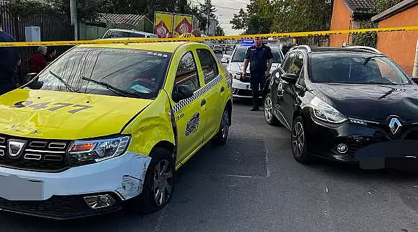 Un taximetrist beat din Bucuresti a provocat 3 accidente: a bagat in spital un pieton si a lovit in total 7 masini