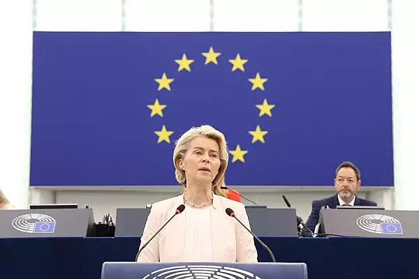 Ursula von der Leyen si-a atins primul obiectiv. Ce pasi urmeaza in organizarea noii Comisii Europene