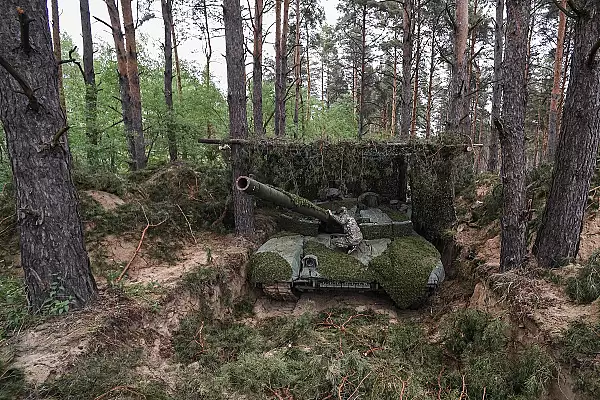 VIDEO Armata ucraineana a capturat un nou tanc T-90M rusesc, doar al 3-lea de la inceputul razboiului / Regretul rusilor