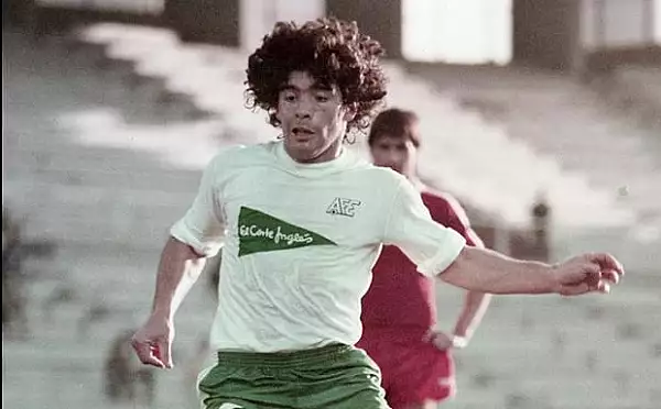 VIDEO | Imagini rare de la primul meci dintre Maradona si Hagi. Un amical disputat la Vigo, in 1983, care nu s-a vazut in Romania