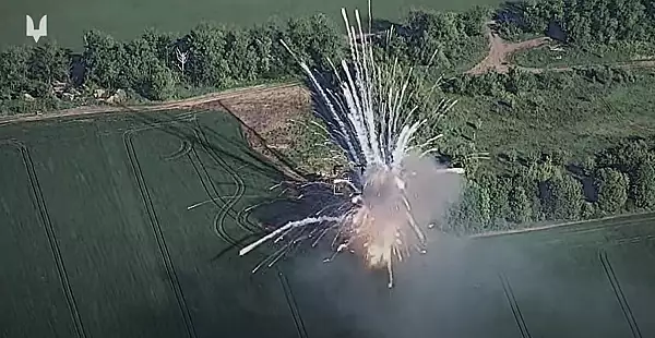 video-imagini-spectaculoase-cu-distrugerea-de-catre-ucraineni-a-unui-sistem-rusesc-antiaerian-buk.webp